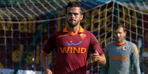 Pjanic Target Bawa Roma Finis Tiga Besar