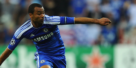 Ashley Cole Bantah Minta Gaji 200 Ribu Poundsterling