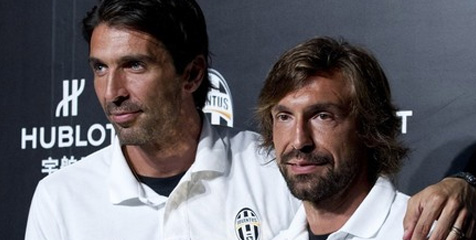 Pirlo Anggap Ballon d'Or Milik Messi, Ronaldo dan Iniesta