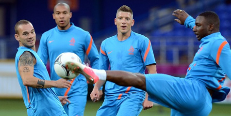 Sneijder: De Jong Gila Bola dan Harus Gabung Inter