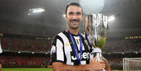 Vucinic: Kemenangan Juve, Kemenangan Seluruh Tim