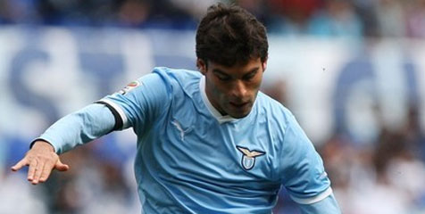 Norwich City Berhasil Dapatkan Bek Kiri Lazio