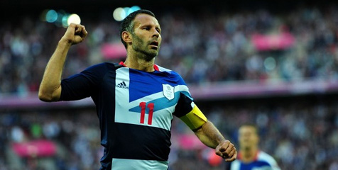 Giggs: Transfer RVP Adalah Pesan Besar