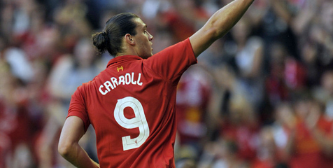 West Ham Belum Menyerah Kejar Carroll