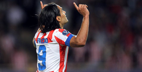 Ganyang Chelsea, Falcao Dipuja-puji