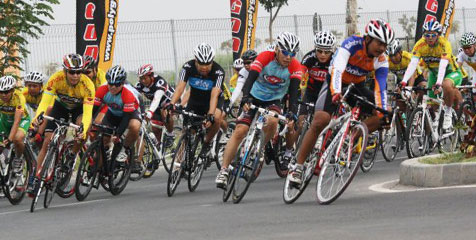 PSN Bertahan di Tiga Besar Tour de East Java 2012