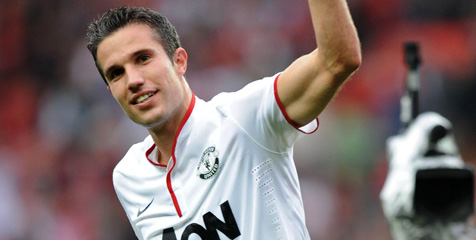 Wenger Tak Suka RVP Cetak Gol Bagi MU