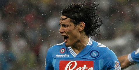 Cavani Bisa Tinggalkan Napoli Lima Tahun Lagi