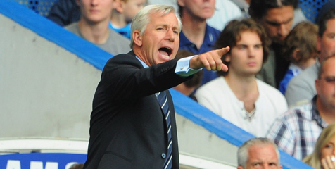 Pardew Kembali Prioritaskan Stabilitas Tim Pardew Kembali Prioritaskan Stabilitas Tim