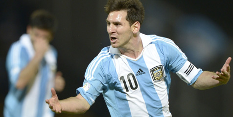 Review: Messi Bawa Argentina Remuk Paraguay