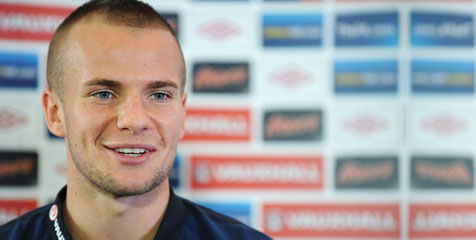 Hodgson: Cleverley Seperti Cesc Fabregas
