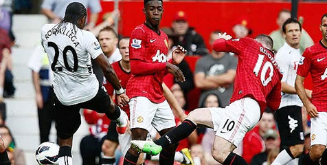 Robek Paha Rooney, Sepatu Rodallega Diselidiki Robek Paha Rooney, Sepatu Rodallega Diselidiki