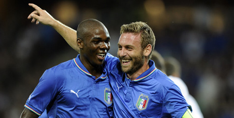 United dan Everton Perebutkan Ogbonna 