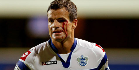 Nelsen: Tingkah Terry Memalukan!
