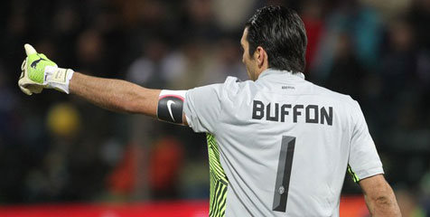 Buffon di Ambang Laga ke-400