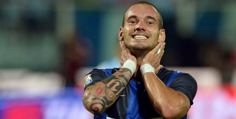 Sneijder Diragukan Tampil di Derby Milano