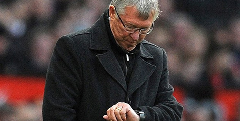 Ferguson Keluhkan Pendeknya Injury Time Ferguson Keluhkan Pendeknya Injury Time