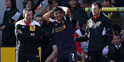Rodgers: Suarez Bukan Tukang Diving! Rodgers: Suarez Bukan Tukang Diving!