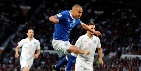 Henrik Larsson Jadi Kandidat Pelatih Blackburn