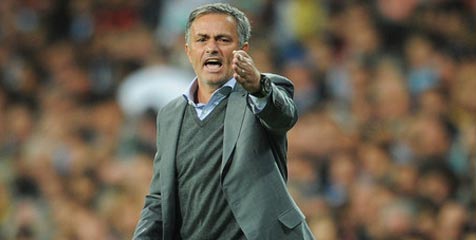 Mourinho: Pasang Skuad Terbaik Kalian, Barca! Mourinho: Pasang Skuad Terbaik Kalian, Barca!