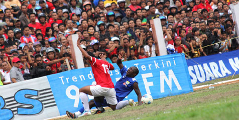 Jajang Keluhkan Kondisi Lapangan Guntur