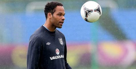 Lescott: City Mungkin Punya Mental United