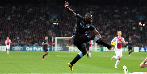 Richards: City Tidak Cocok Dengan 3-5-2 Mancini Richards: City Tidak Cocok Dengan 3-5-2 Mancini
