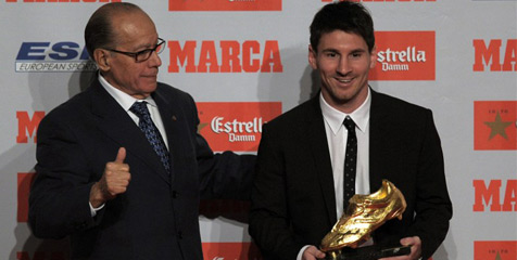 Messi Incar Trofi Keempat Ballon d'Or