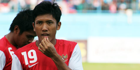 Bustomi dan Hamka Bakal Susul Bepe Gabung Timnas Bustomi dan Hamka Bakal Susul Bepe Gabung Timnas