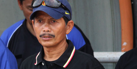 Persib Tunggu Naser Sampai Malam Ini