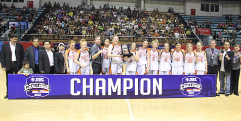 Tim Putri Gold Coast Juarai DBL International Challenge 2012