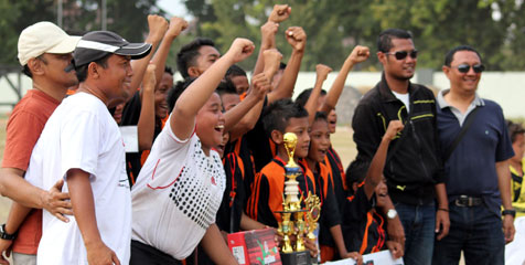 Adu Penalti Tentukan Juara Ardiles Soccer Cup U-12 Surabaya Adu Penalti Tentukan Juara Ardiles Soccer Cup U-12 Surabaya