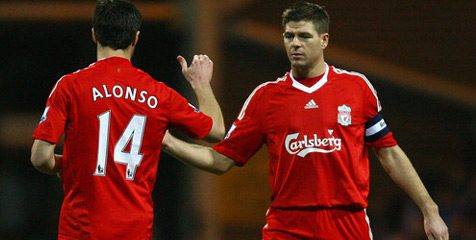 Gerrard Rindukan Peran Xabi Alonso di Liverpool