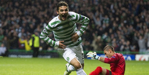 Cetak Gol ke Gawang Barcelona, Tony Watt Bahagia!