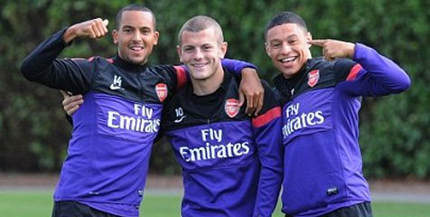 Wilshere Minta Walcott Tetap di Arsenal