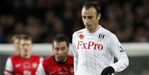 Martin Jol Tak Menyesal Ajak Reuni Berbatov