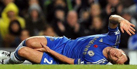 Di Matteo Masih Menunggu Hasil Scan Lutut Terry
