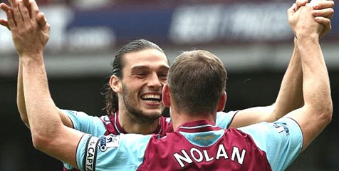 Duet Carroll-Nolan Bikin Allardyce Puas