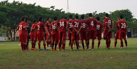 Pemain PSM Berhenti Latihan 