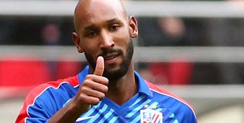 QPR Berambisi Bajak Anelka dari Shanghai