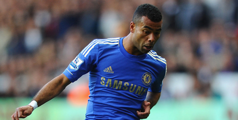 Ashley Cole Siap Turun Lawan Juventus