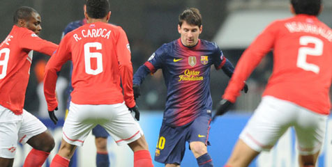 Messi Samai Torehan Gol Nistelrooy Messi Samai Torehan Gol Nistelrooy