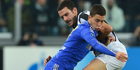 Di Matteo Bela Penampilan Hazard
