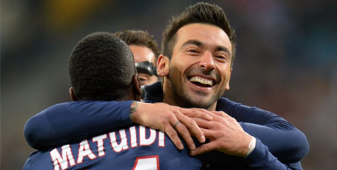 Sepasang Gol Lavezzi Loloskan PSG ke Babak 16 Besar
