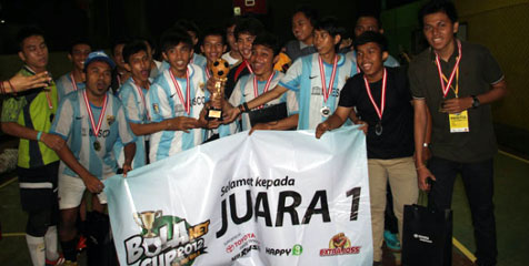 Juarai Bolanet Cup 2012, Malaga Beri Selamat IndoMalaga