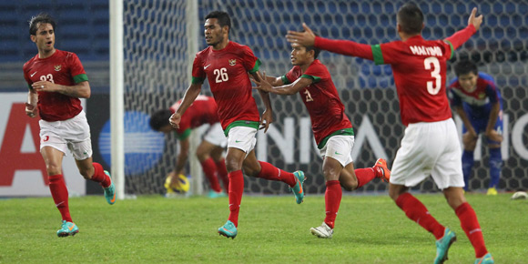 Highlights Piala AFF: Indonesia 2 vs 2 Laos