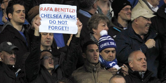 Teror Anti-Benitez di Stamford Bridge