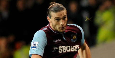 Andy Carroll Berharap Keran Golnya Mulai Terbuka