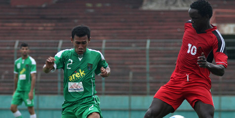 Persebaya DU-Perseba Berakhir Imbang Tanpa Gol