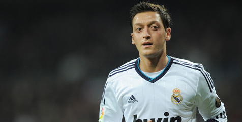 Ferguson Goda Ozil ke Old Trafford Ferguson Goda Ozil ke Old Trafford